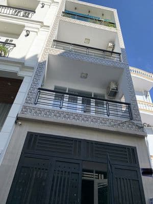 Cho thuê nhà nguyên Căn 1 trệt 2 lầu sân thượng. Hẻm 310/ Dương Q Hàm