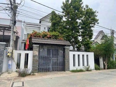 4ty8 hạ còn 4ty250 Bán Nhà Phú Lợi, Thủ Dầu Một Gần vòng xoay Hiệp T