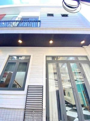 Cho thuê nhà 1lầu hẻm 14Bà Huyện Thanh Quan Sau lưng Vincom H.Vương
