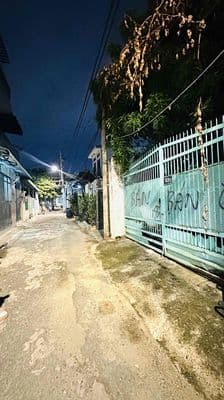 đất to. giá tốt. đường bình chiểu. gần chợ đầu mối thủ đức. hẻm xe tải