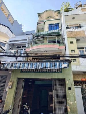 Nhà nguyên căn 6PN MT Huyện Toại