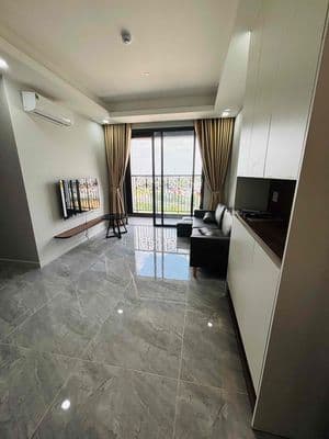 Bán căn góc 2 phòng ngủ hướng đông nam 70m2