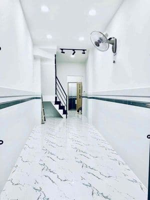 Đối Diện Chợ Rạch Ông 2Tầng 2 Phòng Ngủ Sổ Hồng Riêng
