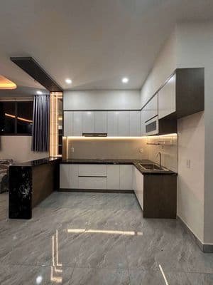 Cần bán gấp nhà ngay ql1k ngang 10m2 giá 3.9 tỷ tl.