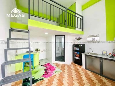 Cho Thuê Căn Duplex Gác Cao Và Rộng - Có Thang Máy - Hầm Xe Rộng