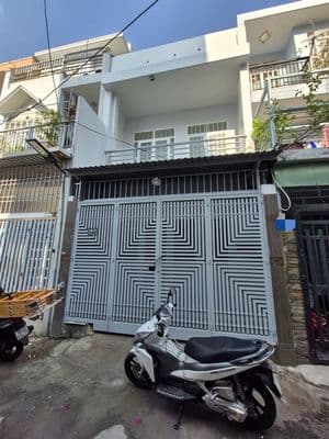 Nhà Đẹp 2 tầng, HXH sát Lê Văn Lương, 68m2, 4PN, Giá 5.5 tỷ