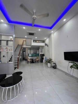 Cho thuê nhà 3 tầng – trần thanh mại 4pn – 4wc, full nội thất p