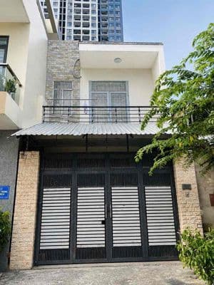 Cần cho thuê nhà 1trệt1 lầu, 1PK + 4PN + 4WC, sát bên Vin550, 7Tr/Th