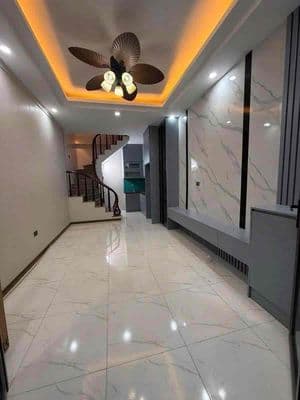 Ô tô đỗ cổng phố Thanh Lân 35m2 x5T giá 6.6 tỷ sổ đỏ CC có TL bao QH