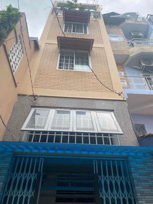 Hẽm 4 m nhà mới đep đường lý chính thắngq3