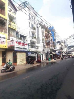 200tr Gửi ACE: Mặt tiền kinh doanh(gần chợ bình thới) 3,5*14m 3 tầng