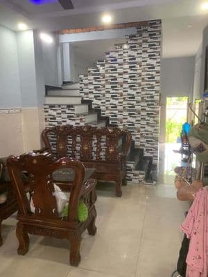 Đang kẹt tiền bán gấp