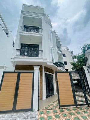 Cho thuê biệt thự p15 hẻm 688// ngay trường lê đức thọ 6pn 35 triệu
