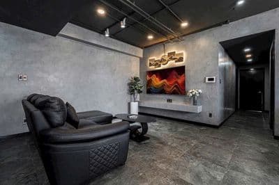 Căn hộ 2PN chung cư Soho Residence 100 Cô Giang, trung tâm Quận 1