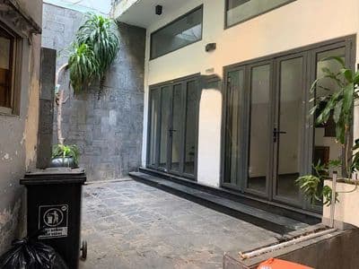 Cho thuê nhà hẻm sát mặt tiền Phan Đăng Lưu, 3T ở kết hợp KD giá 22tr