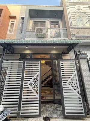 Cho thuê nhà hẻm 388j