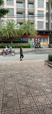Cho thuê mặt bằng sân mặt tiền đường Vĩnh Hội