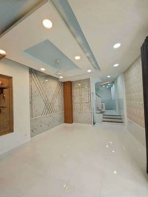 Nhà bán ngay trung tâm đường huỳnh tấn phát cạnh trường học cấp 2