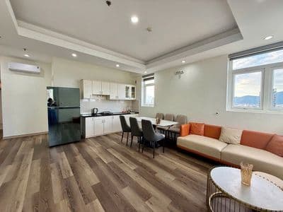 Cho thuê căn 2PN toà Harmony view biển Mỹ Khê căn góc diện tích 65m2