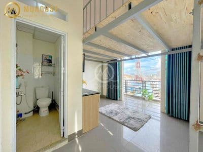 Duplex Ban Công Full Nội Thất - Thang Máy - Ngay Khu Đầm Sen, HIU,VHU