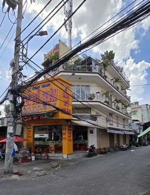 Cho thuê mặt bằng 2 măt tiền Lê Văn Quới