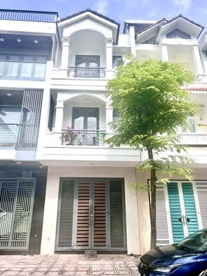 Cho thuê nhà ở 3 phòng ngủ khu hà quang 2 giá 16 triệu