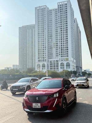 Căn hộ 3 phòng ngủ - full nội thất - nhà đẹp ở ngay