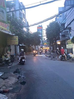 Nguyễn văn khối 50M2 gác lửng 2PN Giá 4.35 Tỷ