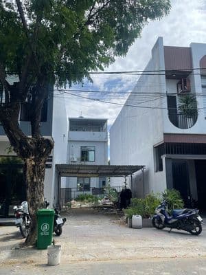 Giá cực tốt - Bán lô đất mặt tiền đường Nguyễn Sắc Kim 85,4m2