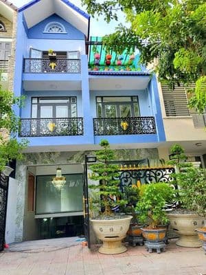 Cho Thuê Nguyên Căn Mặt Tiền 7m Khu Biệt Thự Sadeco Ven Sông Quận 7
