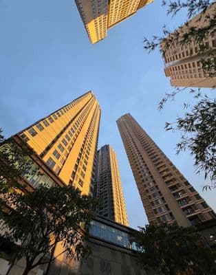 Cho thuê shophouse sunwah pearl nguyễn hữu cảnh q. bình thạnh sát q1
