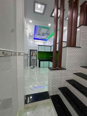 nhà mới xây đường LT5 Q8