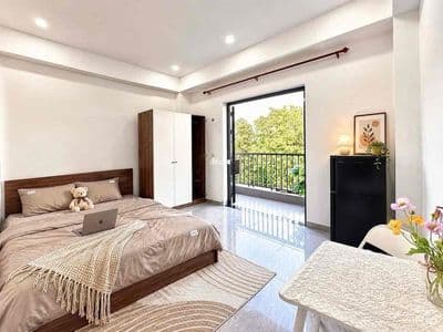 Cho thuê phòng bancon tách bếp ở tân sơn gv