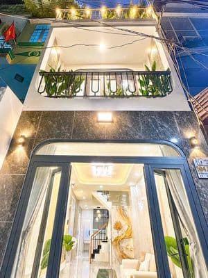 Giảm gần 1 tỷ – nhà đẹp 3 tầng phú nhuận 6.x tỷ