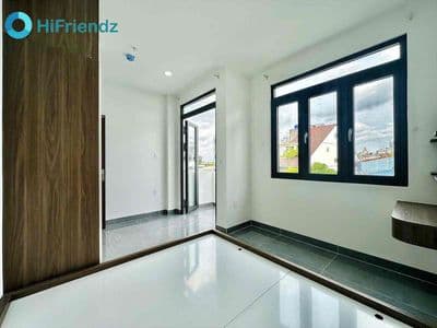 Căn hộ tách bếp luxury full nội thất -ban công ngay thống nhất-đh vlu