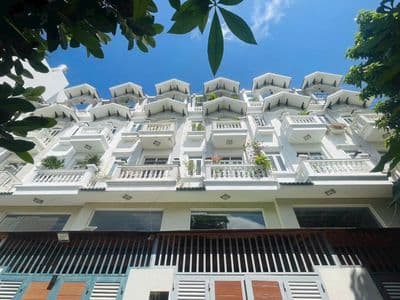 Cho thuê nguyên căn Khu nhà liền kề đường Thống Nhất p16 GV