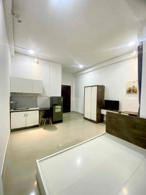 Căn Hộ Studio -25m2 - Ban Công - Full Nội Thất - Khu Cộng Hoà