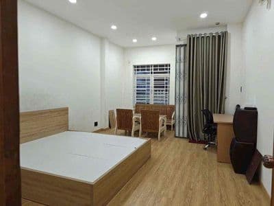 Nhà 1 trệt 1 lầu đường 11 Trường Thọ sẵn nội thất gần chợ Thủ Đức