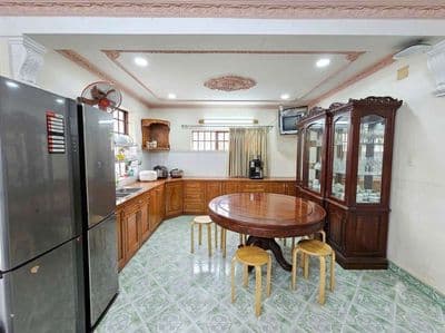 Bán nhà 1T2L góc 3MT trong khu A42 diện tích 133m2 giá 8,9 tỷ