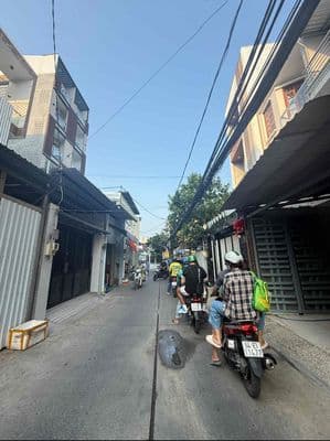 Bán Nhà 2 Mặt Tiền Hẻm Xe Hơi Huỳnh Tấn Phát, Quận 7 – Ngang 7m-75m2