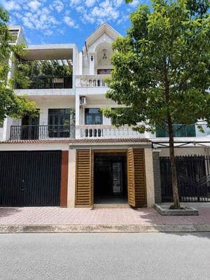 Bán nhà 1 trệt 2 lầu 87m2 KDC Bửu Long gần Song Ngữ Lạc Hồng