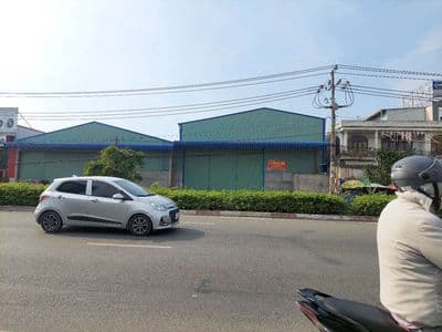 Cho thuê nhà xưởng 500m2 mặt tiền quốc lộ 1a