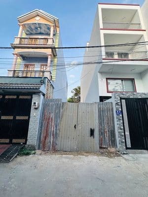 Ngon ạ! Bán lô đất hẻm ô tô tránh nhau, giá 4.5 tỷ , gần Phạm Văn Đồng