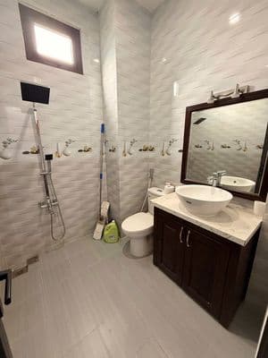 Nhà 3 tầng 4pn 5wc khu nam việt á