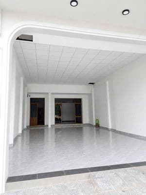 Cho thuê nhà mặt tiền Nguyễn Lương Bằng, gần KCN Hòa Khánh