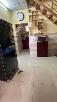 Cho thuê nhà fun nội thất giá 5tr 2wc