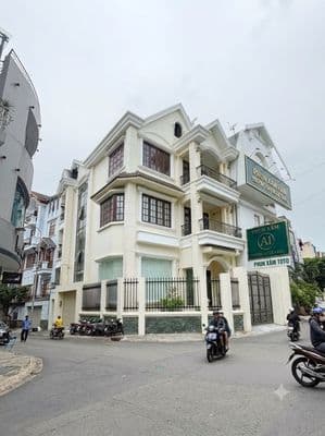 Chính chủ cho thuê biệt thự hai mặt tiền hoa lan phú nhuận,trệt 3 lầu