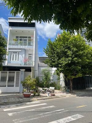 Giá cực rẻ - bán lô mặt tiền đường lê quang hoà, sát euro village 2