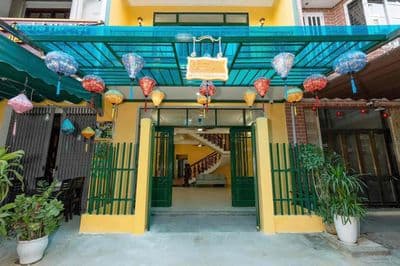 Cho thuê nhà 3 phòng ngủ khu hồ nghinh - gần biển mỹ khê