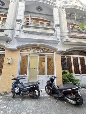 cho thuê nhà nguyên can hẻm 1/ nguyễn duy cubg p12